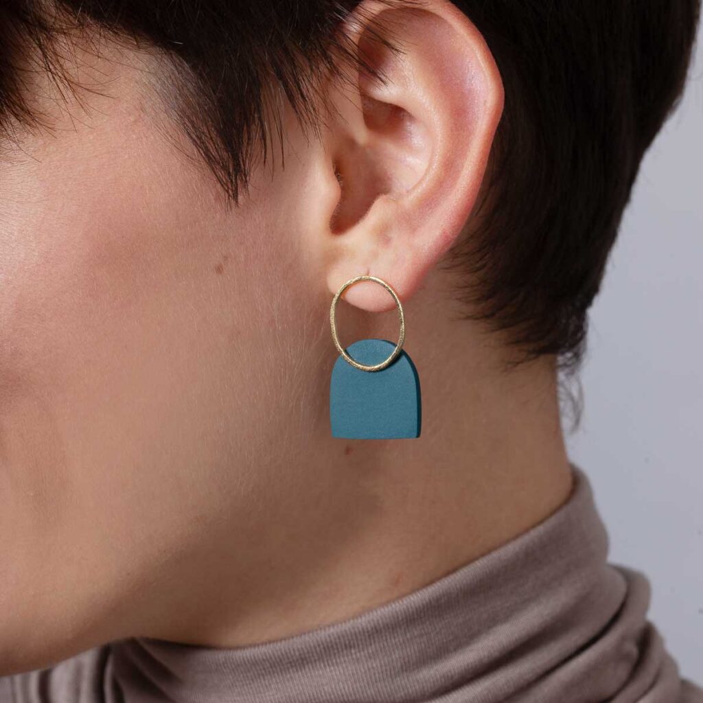 Superbe Boucles D'oreilles Dormeuses Edwardien Doré Vieilli Mat Serti